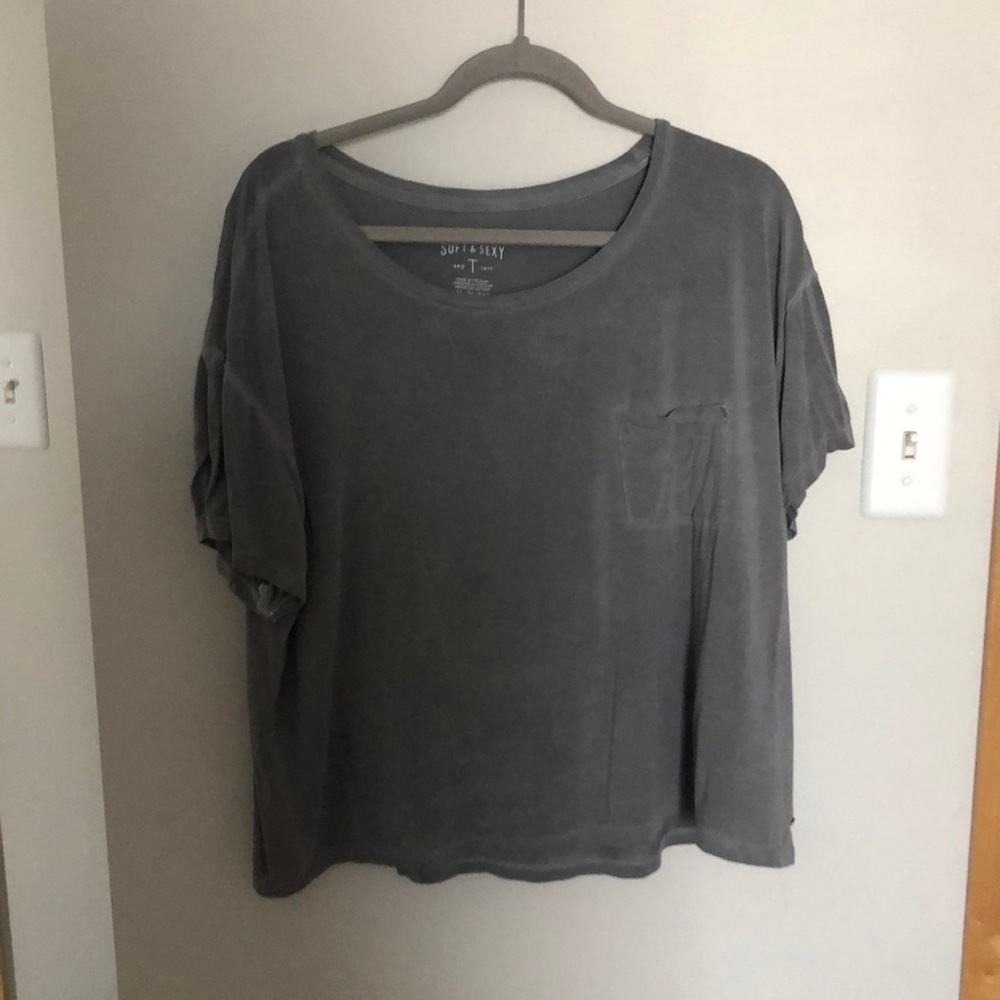 American Eagle T-shirt